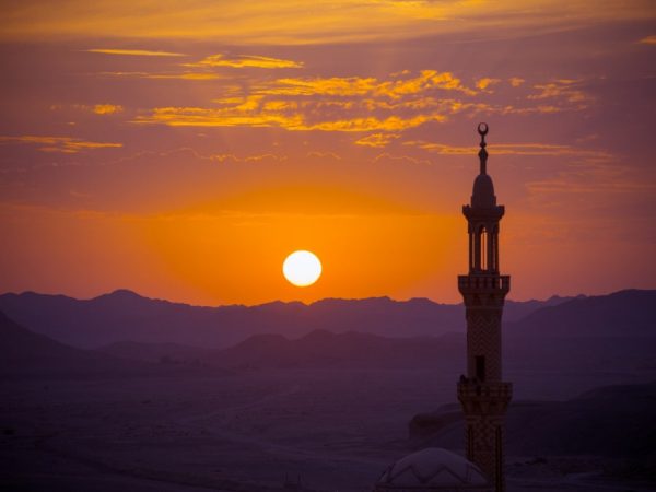 sunset-desert-with-muslim-mosque-foreground-min